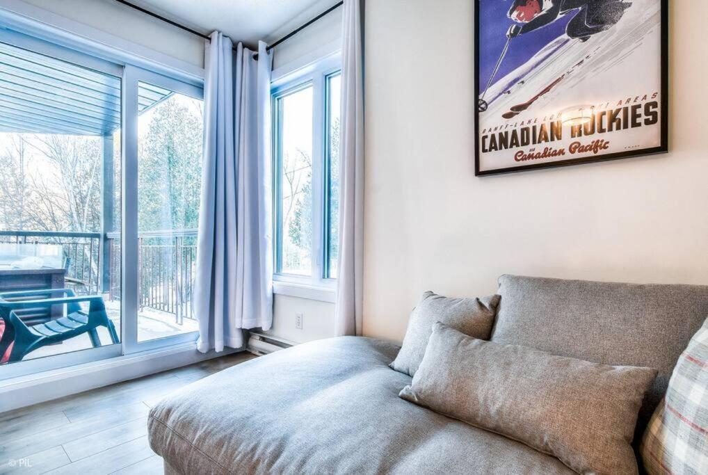 Chic Mt-Tremblant Condo With View On The Lake By Denstays Mont-Tremblant Exteriör bild