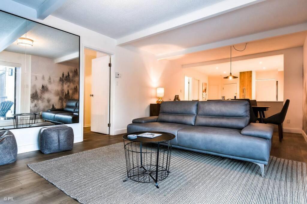 Chic Mt-Tremblant Condo With View On The Lake By Denstays Mont-Tremblant Exteriör bild