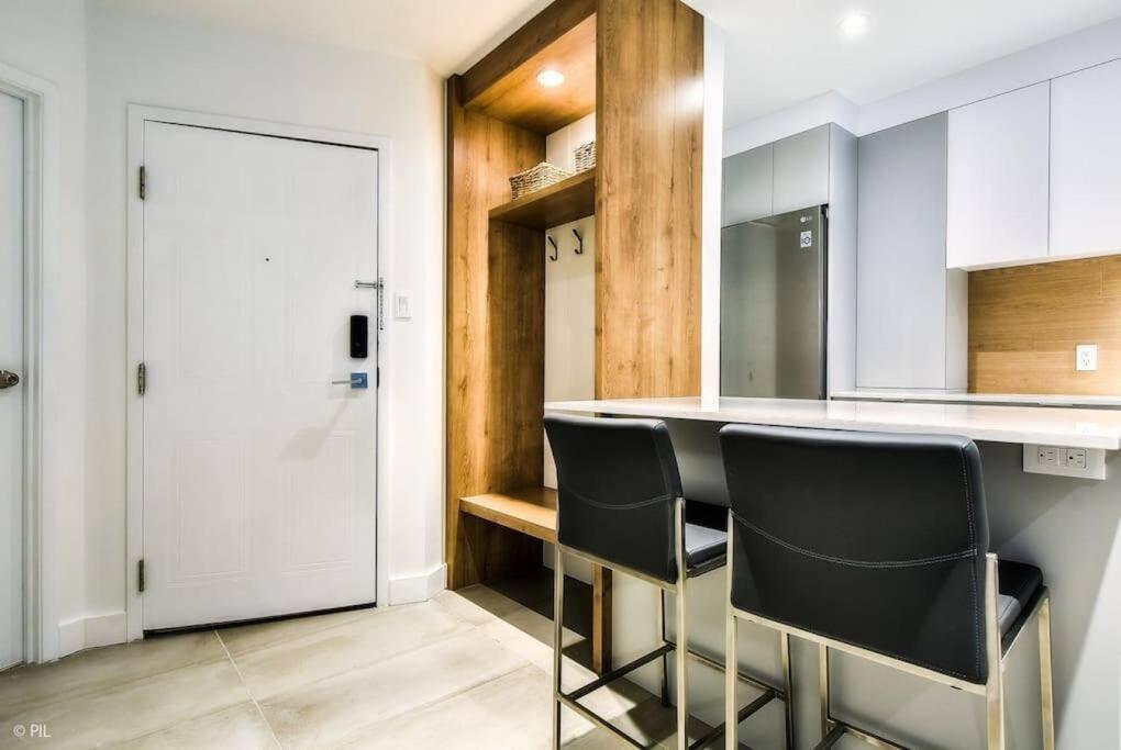 Chic Mt-Tremblant Condo With View On The Lake By Denstays Mont-Tremblant Exteriör bild
